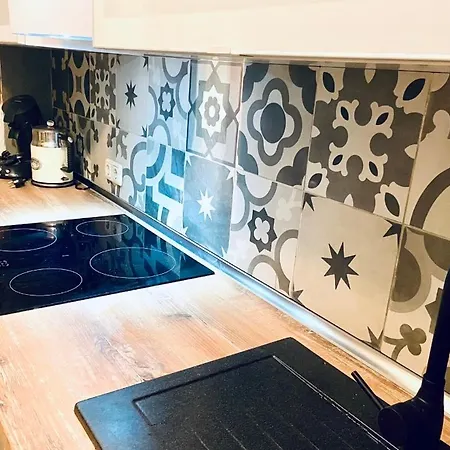 Ankerplatz Neumuenster, Parkplatz Apartman Neumünster